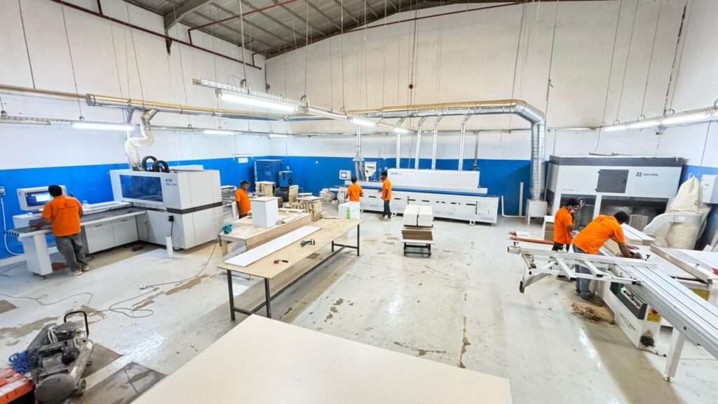Custom Office Furniture Manufacturing — Riyadh